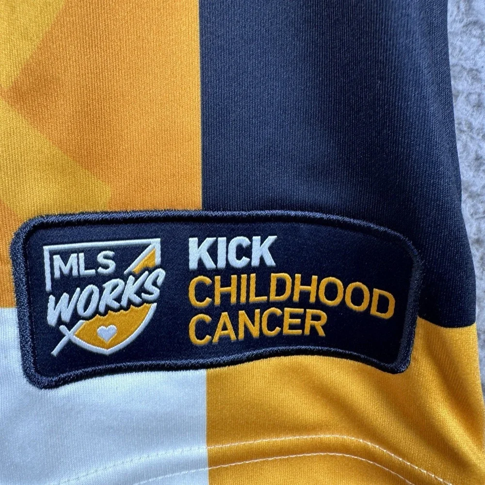 Charlotte FC Soccer Jersey XL Adidas 2022 MLS Kick Childhood Cancer Pre Match